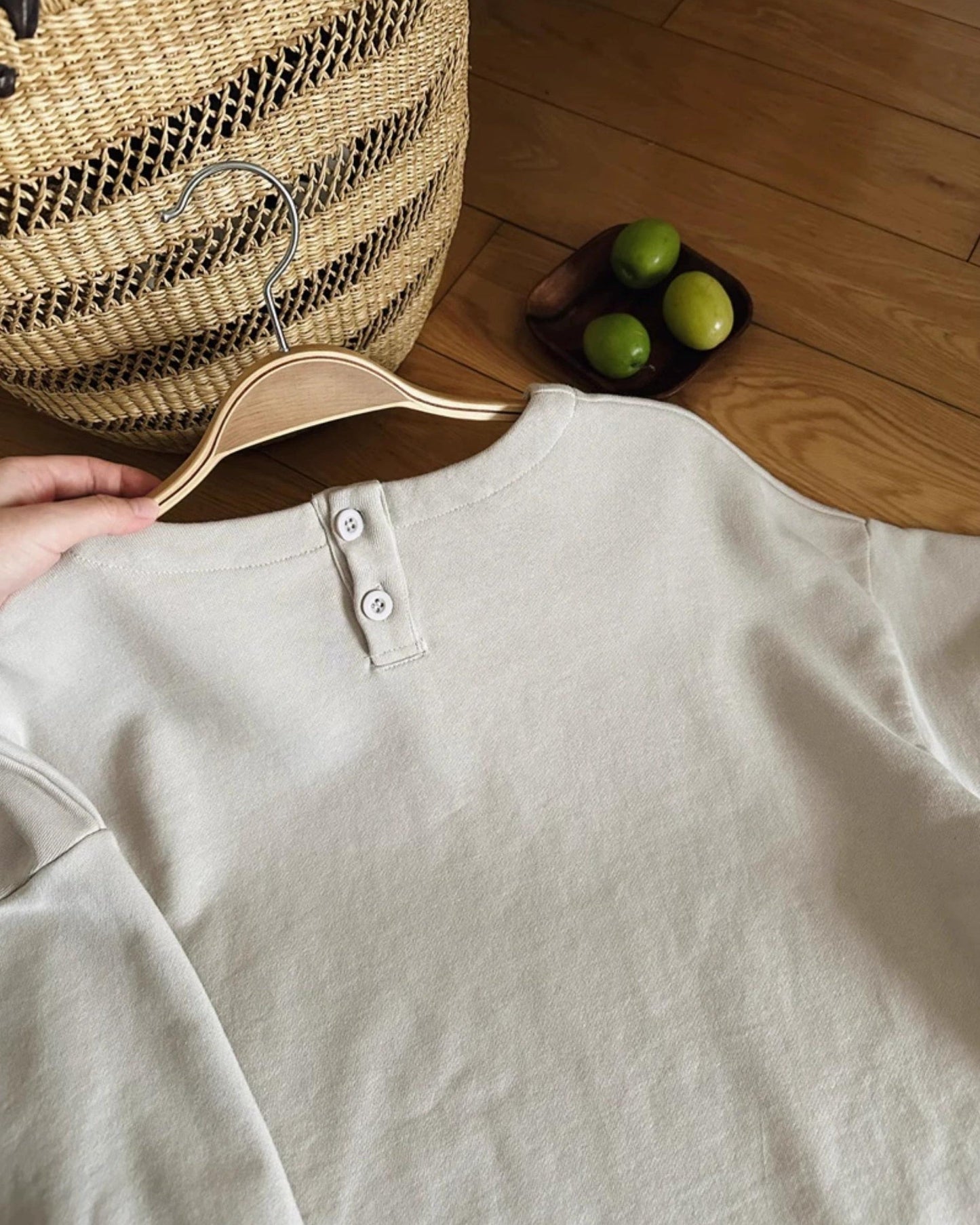 ラウンドネックパフスウェットプルオーバー 10066