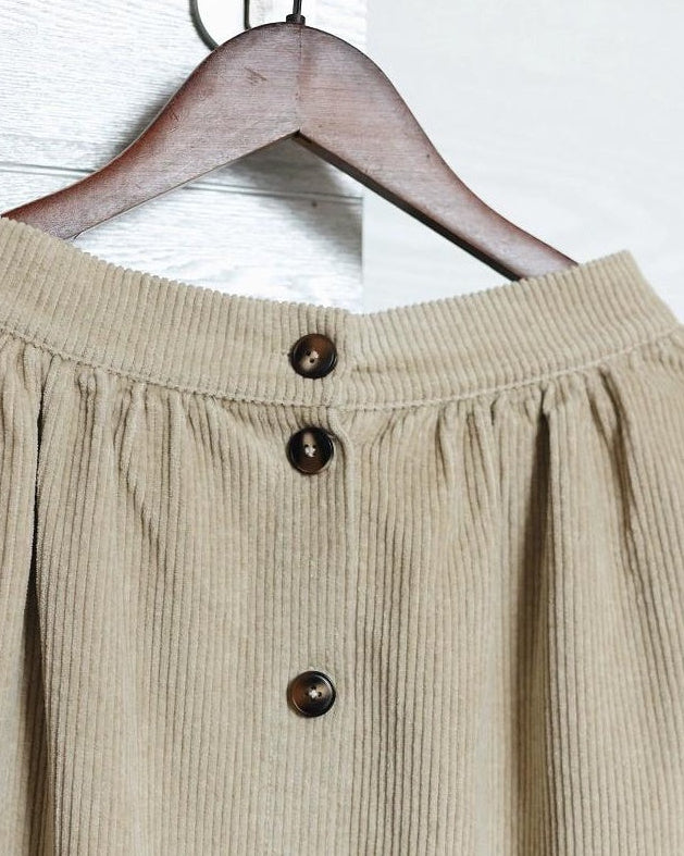 ナチュラルコーデュロイ ボタンミディスカート 10104