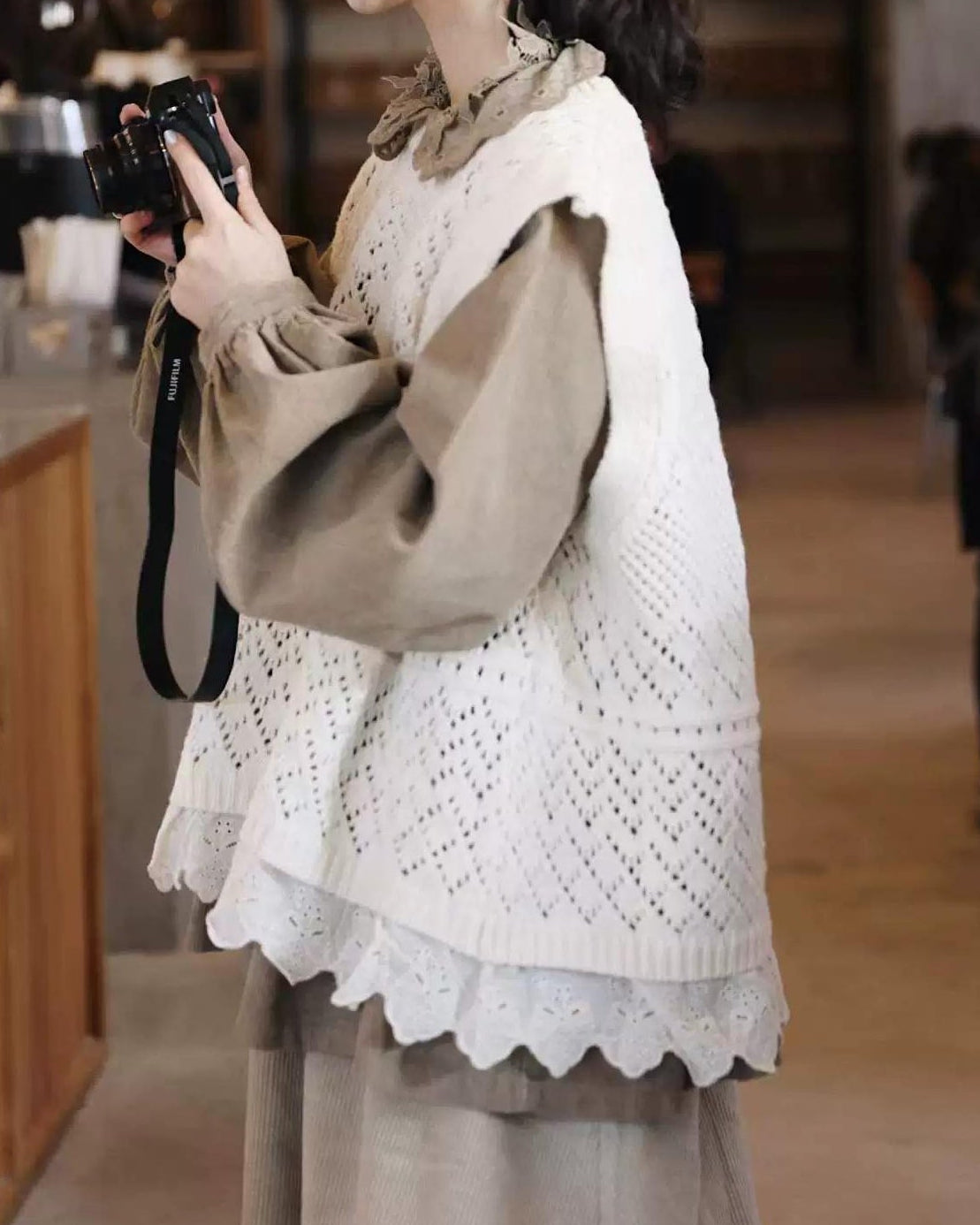 ノルディックアイレットニットベスト 10100