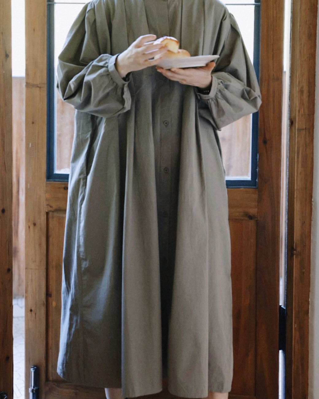 スタンドカラープリーツシャツワンピース 10088