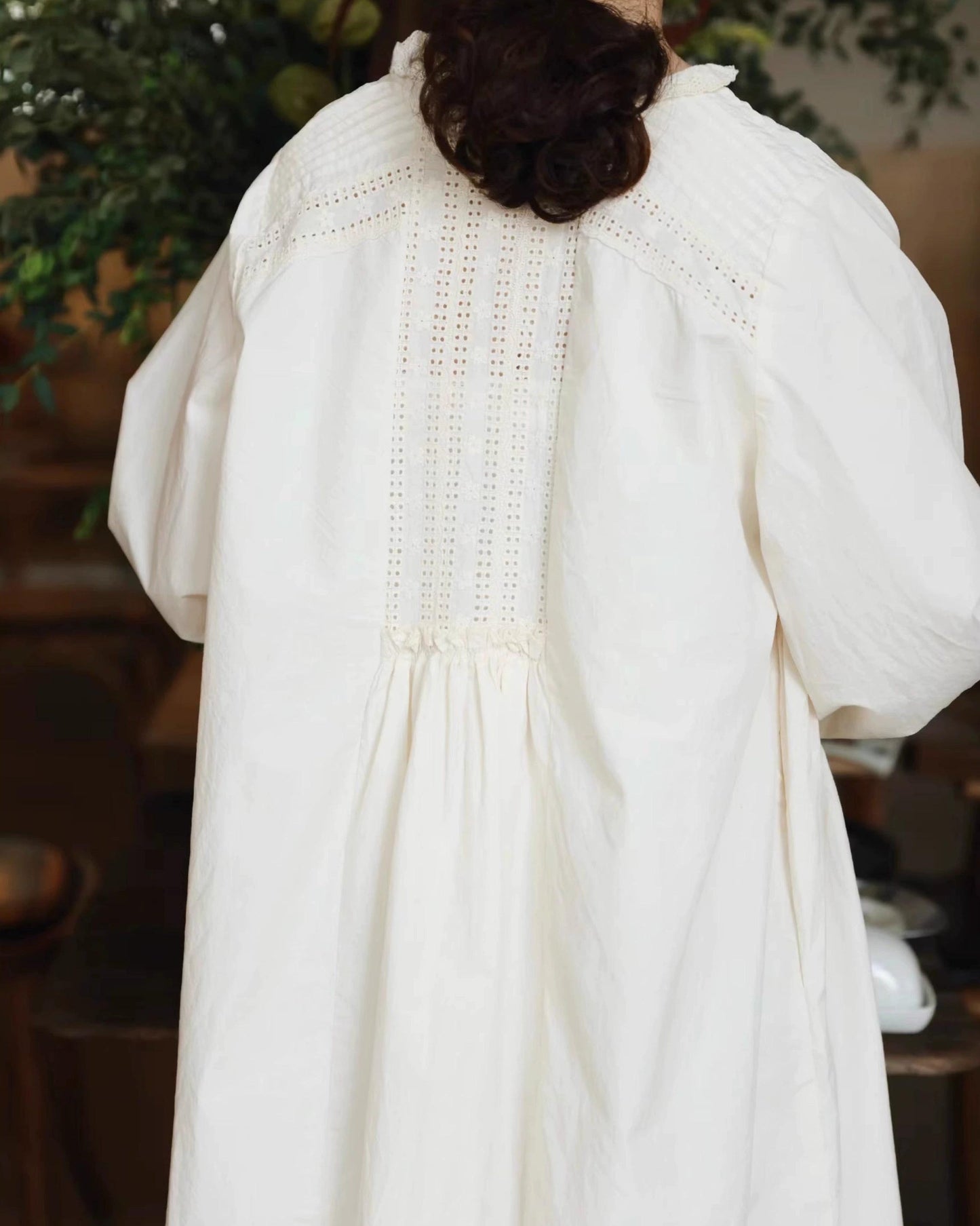 ハーフボタンレースピンタックワンピース 10094