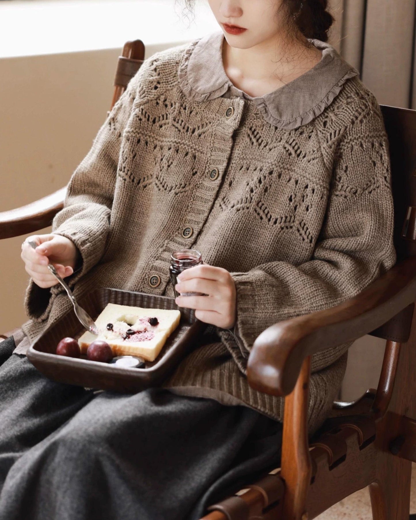 ラウンドネックレトロコージーカーディガン 10007