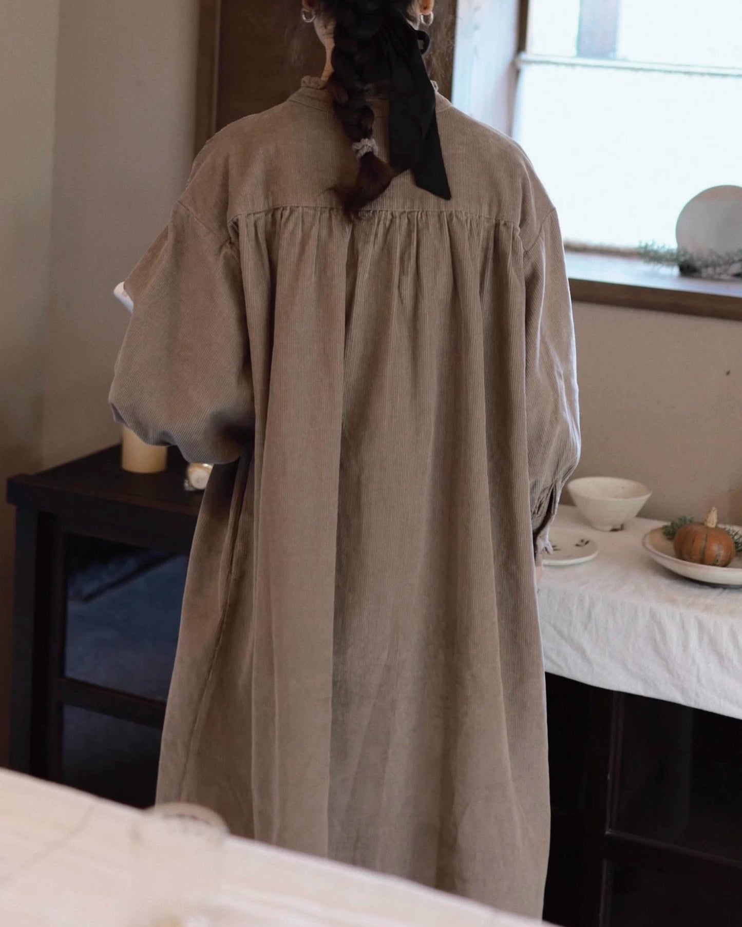 フリルネックコーデュロイシャツワンピース 10063