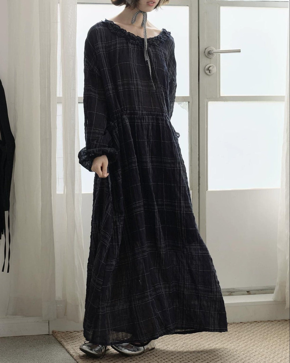 フィヨルドヴァルディナフリルワンピース 10256