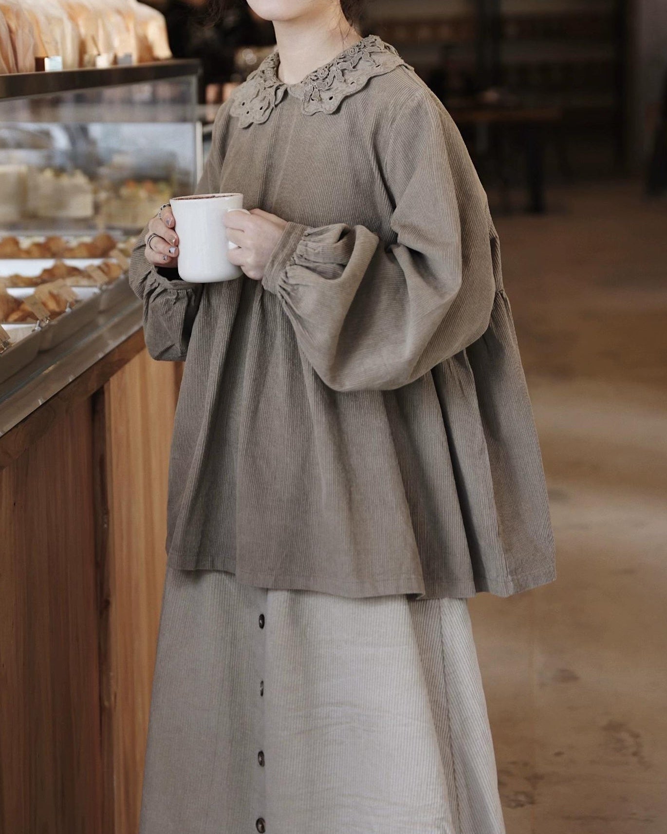 ナチュラルニュアンス レースカラーブラウス 10106