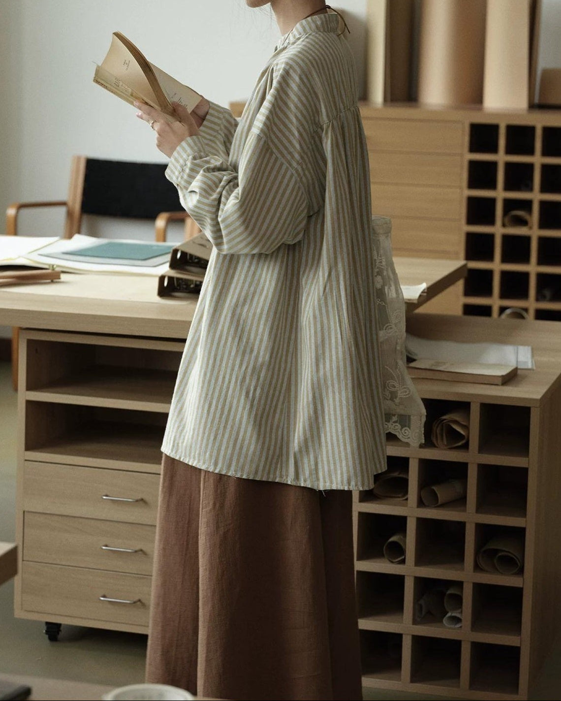 ノルヴァリーナロングバンドカラーストライプブラウス 10298