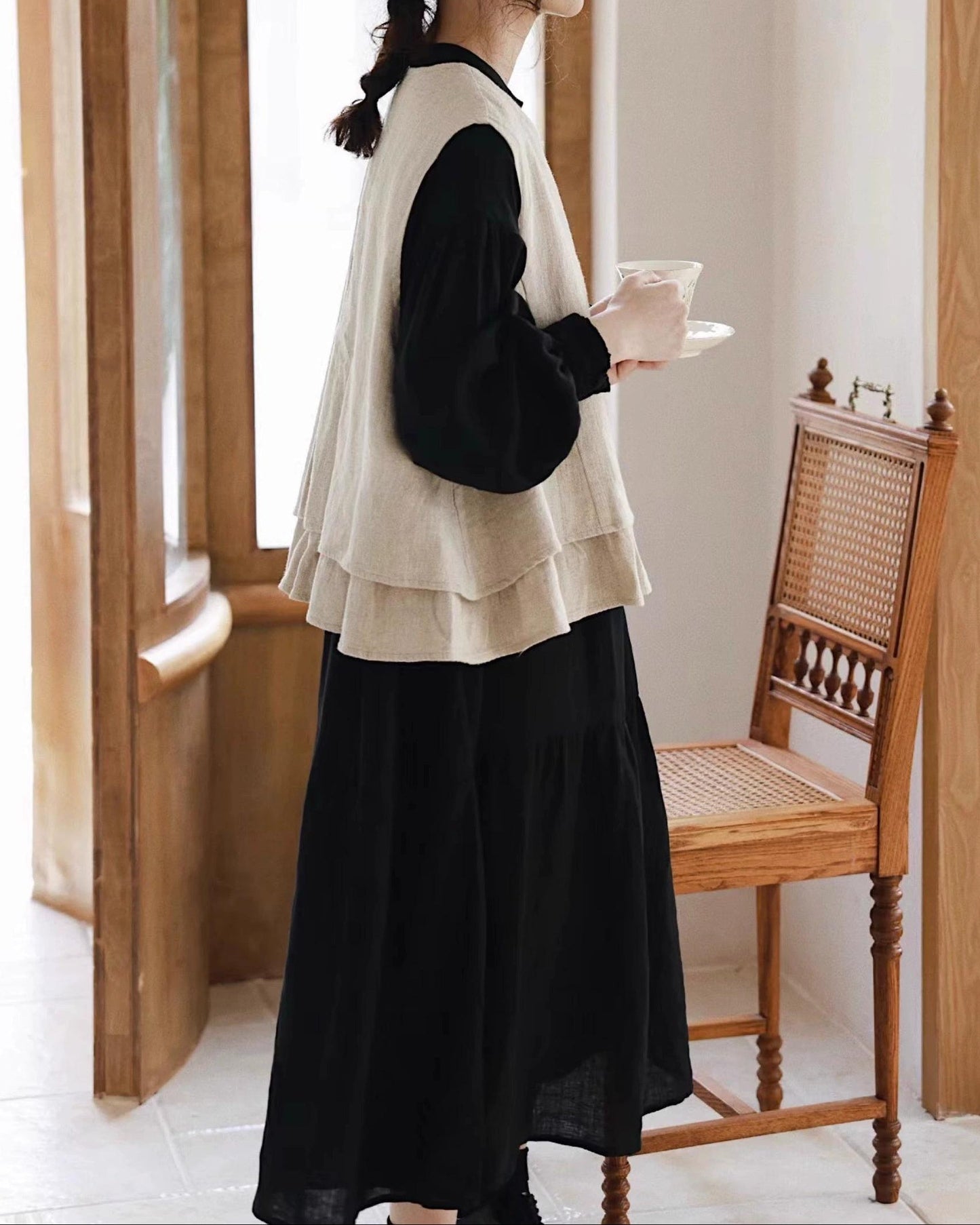 ラウンドネックフリルベスト 10082