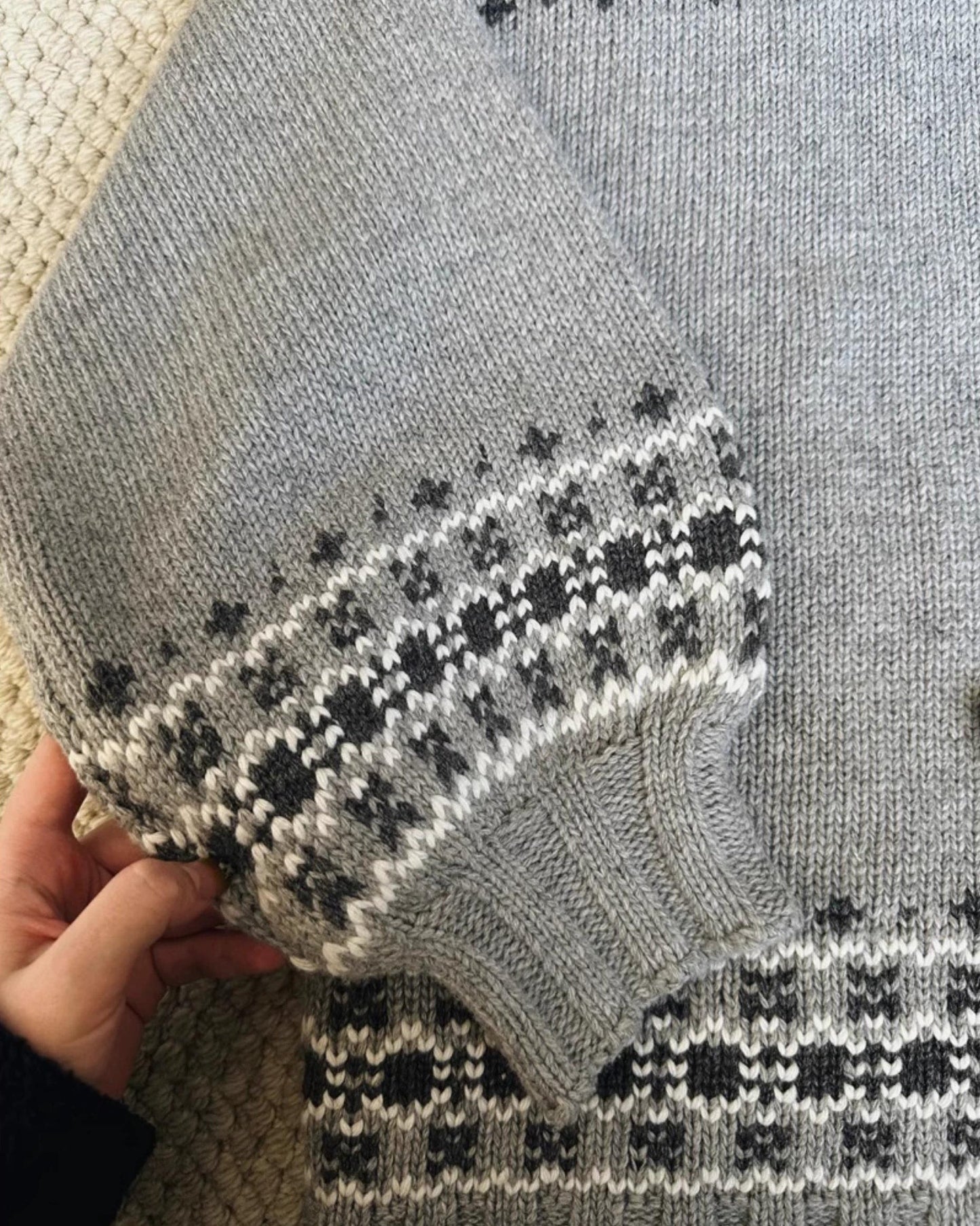 ラウンドネックノルディックニットプルオーバー 10027