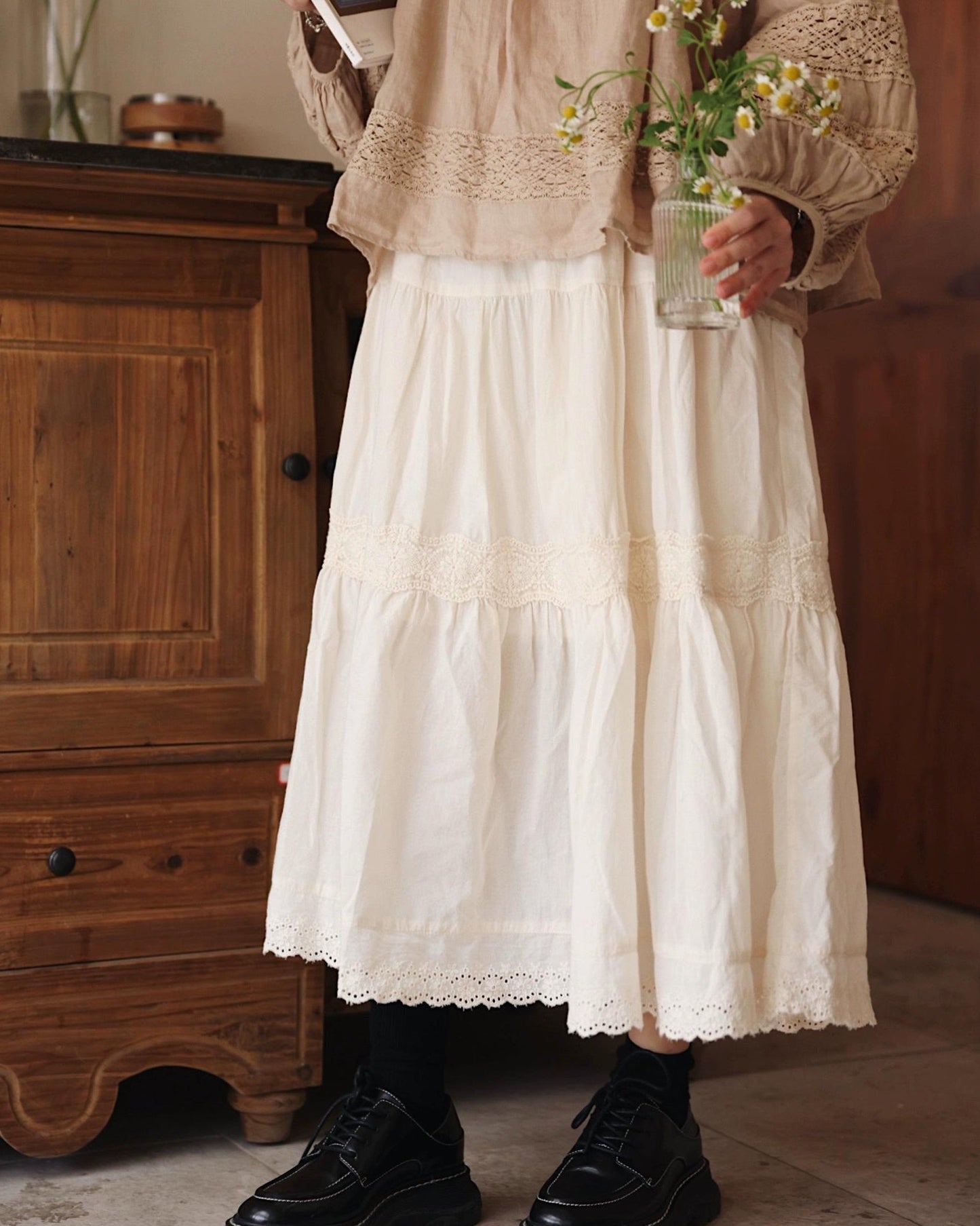 ミルキーレースレトロスカート 10116