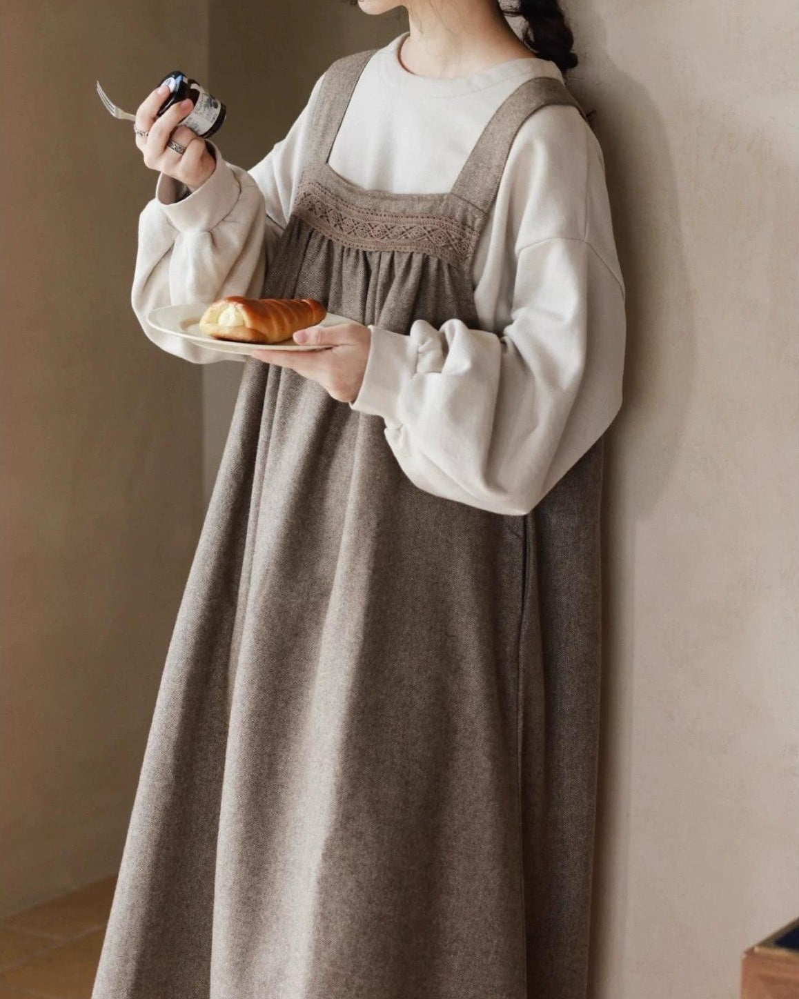 ラウンドネックパフスウェットプルオーバー 10066