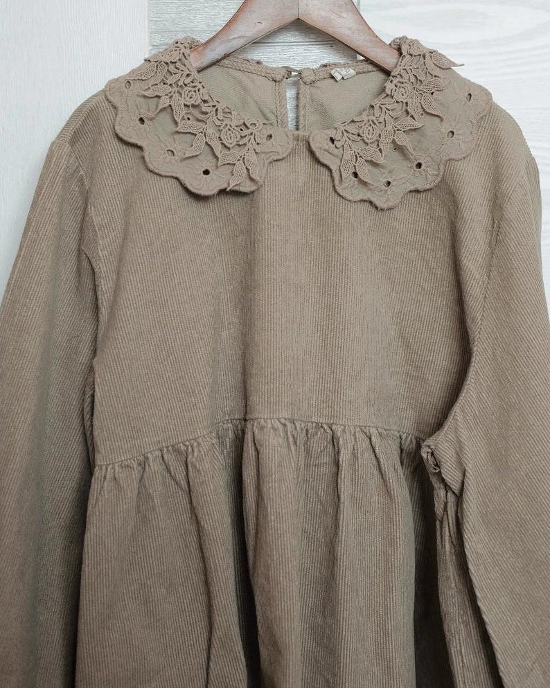 ナチュラルニュアンス レースカラーブラウス 10106