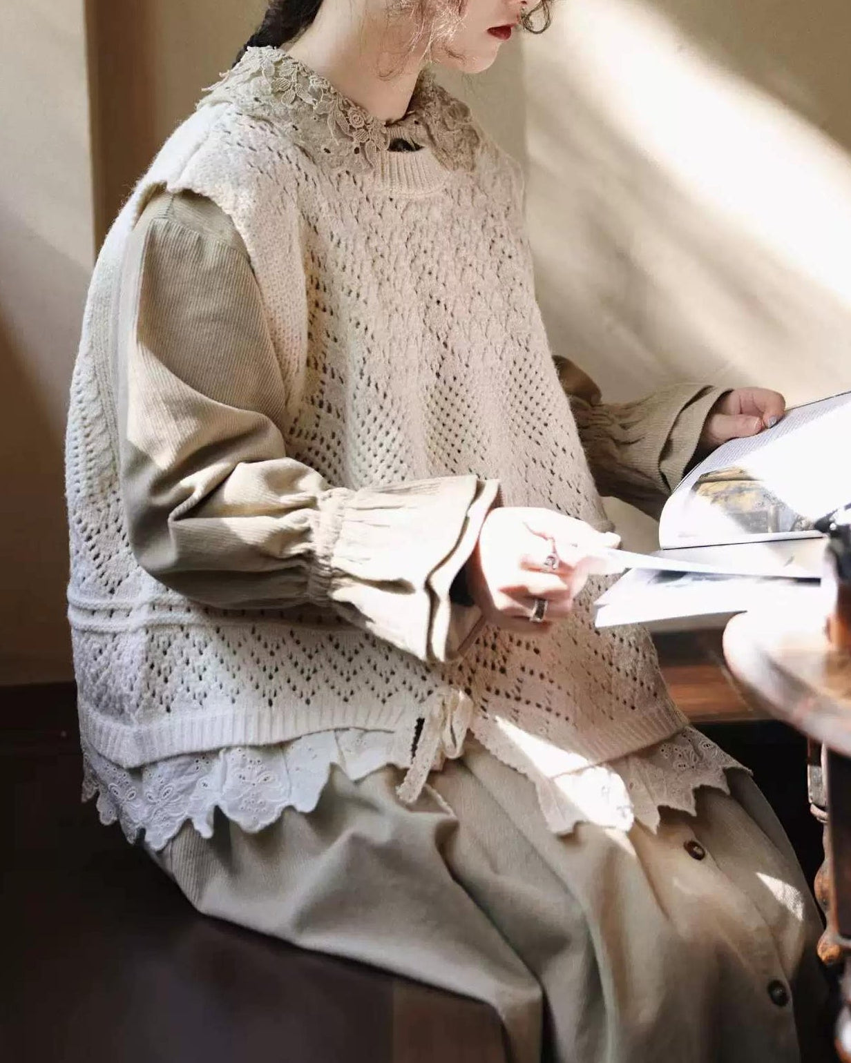 ノルディックアイレットニットベスト 10100