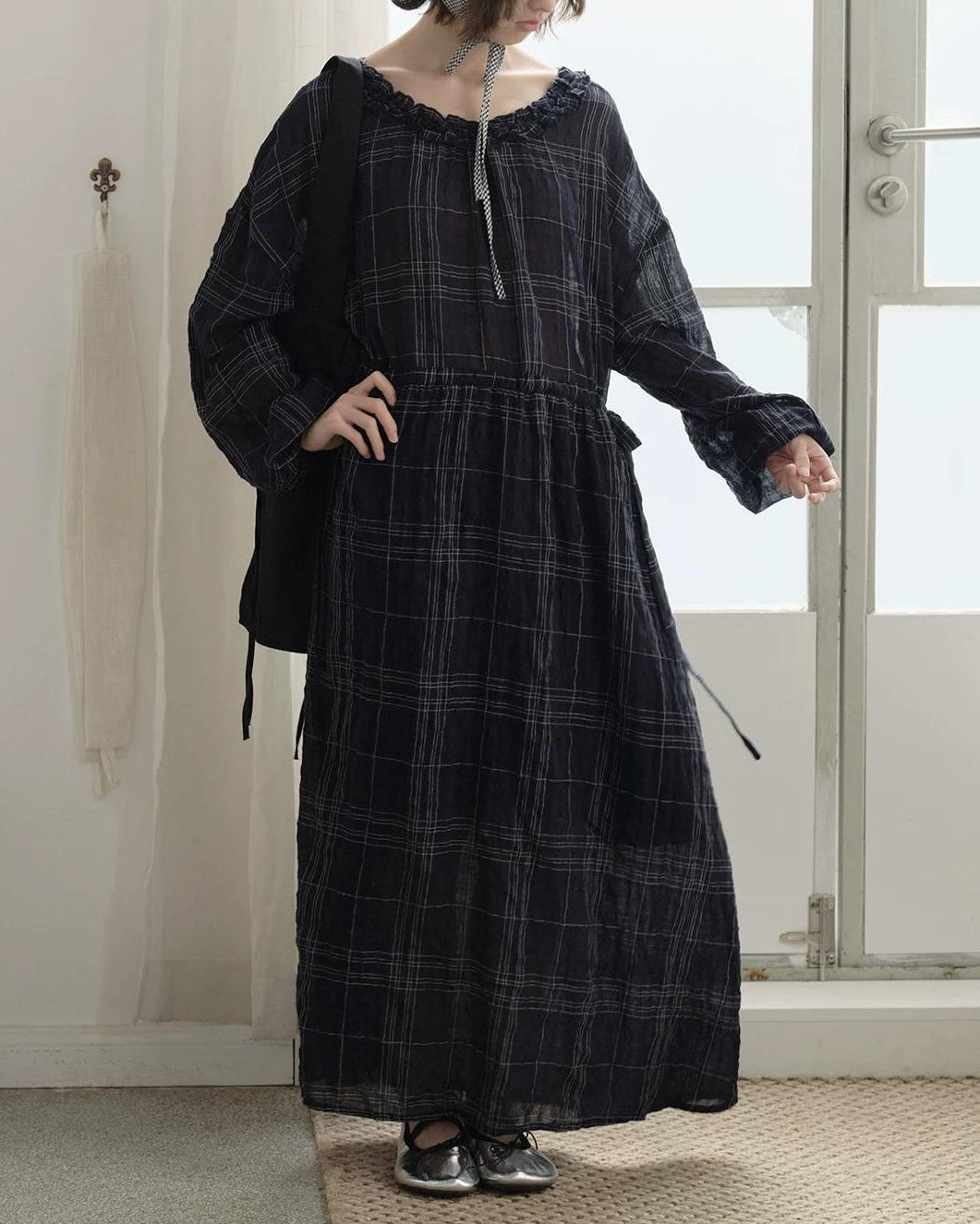 フィヨルドヴァルディナフリルワンピース 10256