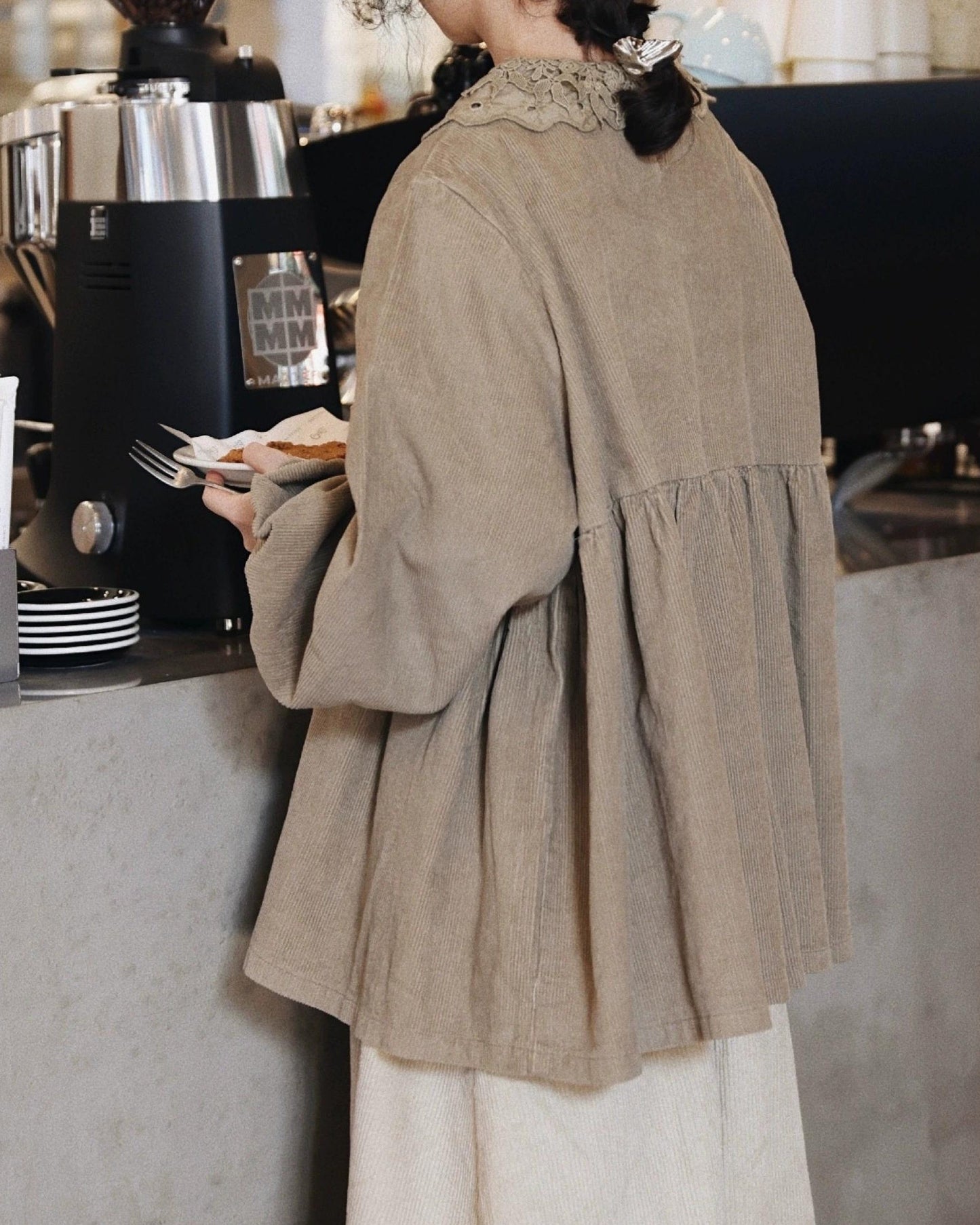 ナチュラルニュアンス レースカラーブラウス 10106