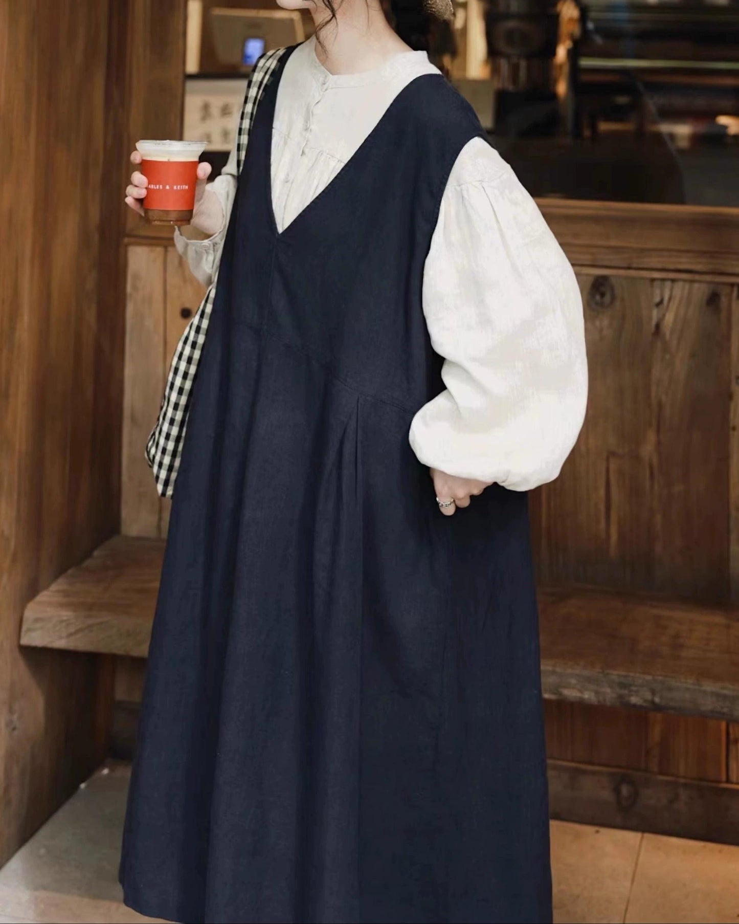 Vネックハイウエストベストワンピース 10079