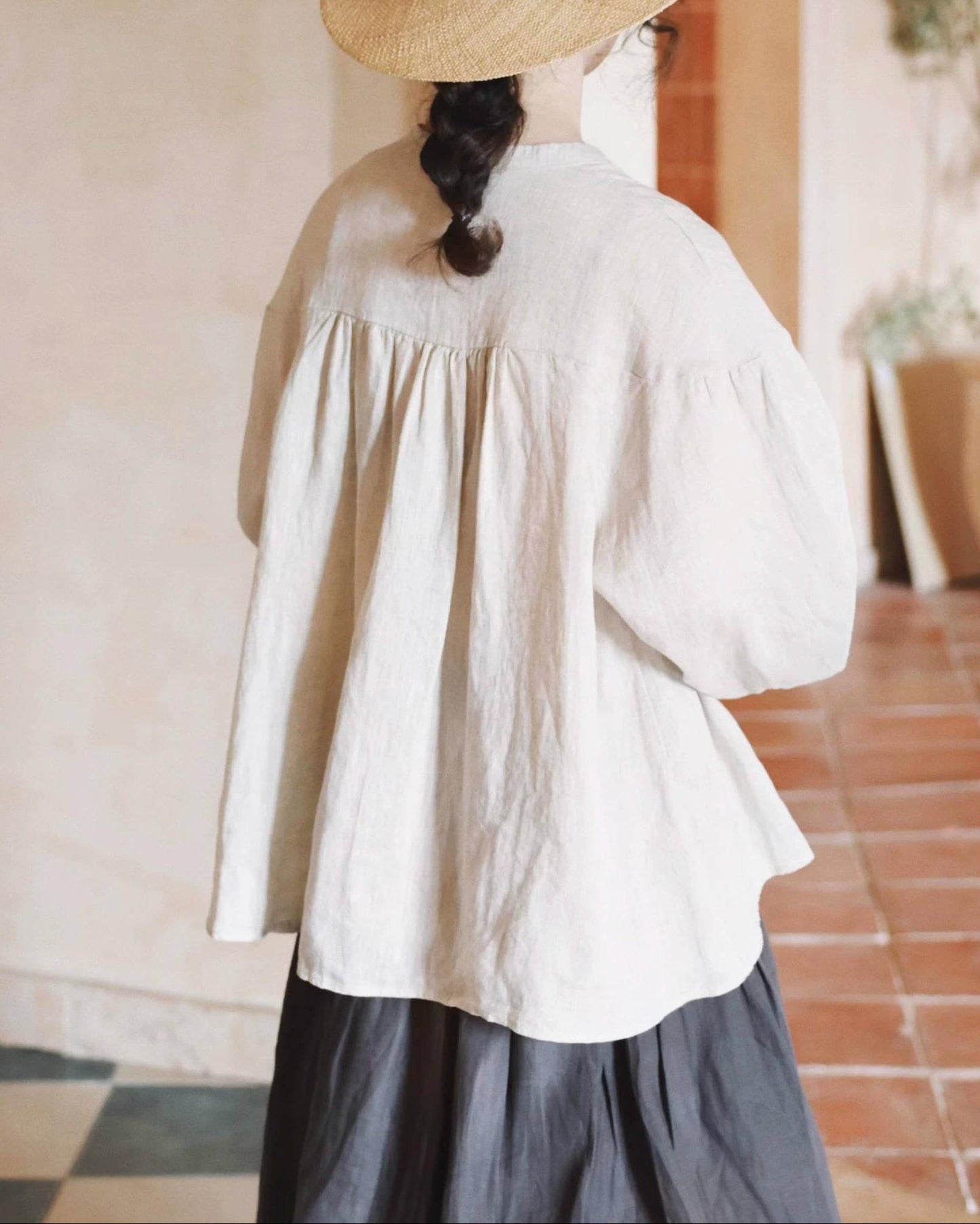 バンドカラーカウニフレアブラウス 10081