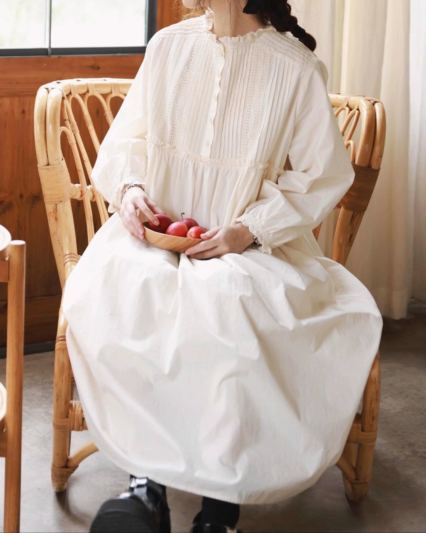 ハーフボタンレースピンタックワンピース 10094