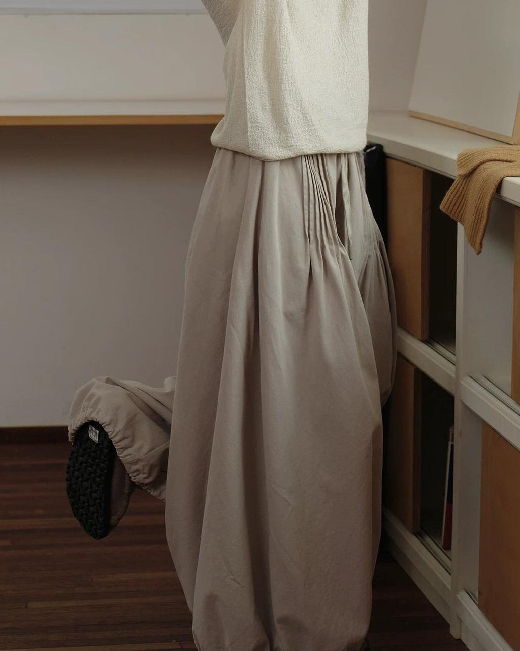 ストラップバルーンピンタックパンツ 10154