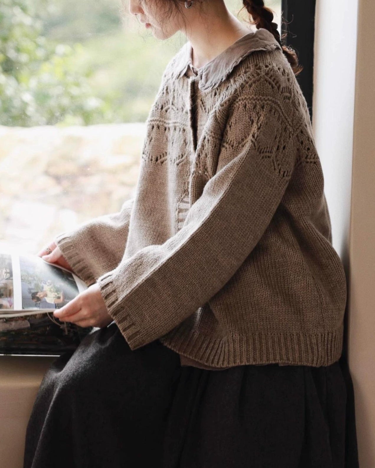 ラウンドネックレトロコージーカーディガン 10007