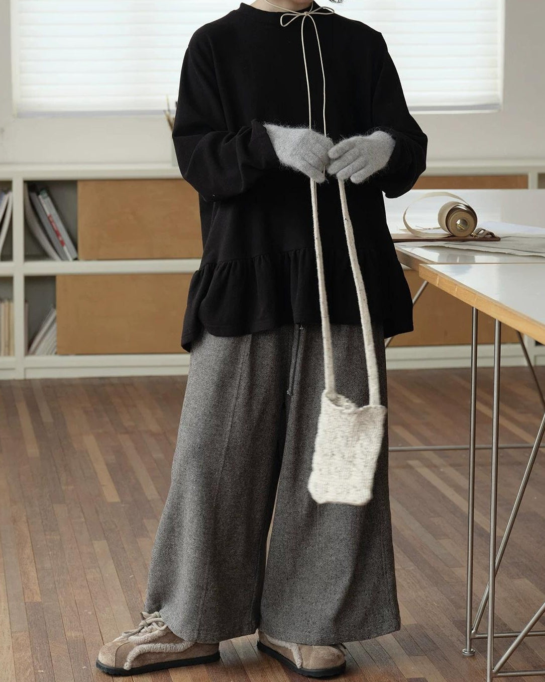 フォークロアワイドタックパンツ 10159