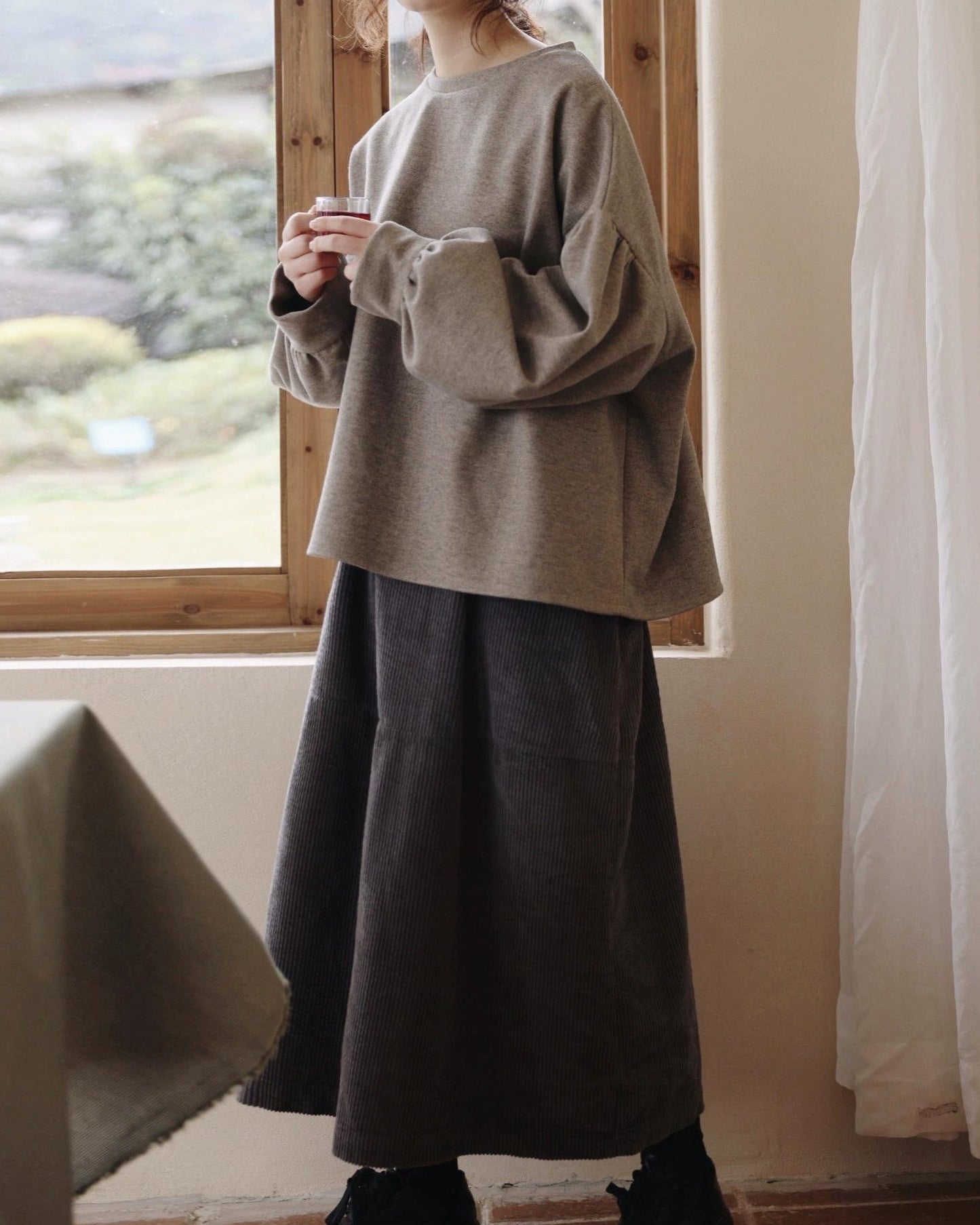 カームバックボタンスウェットプルオーバー 10119