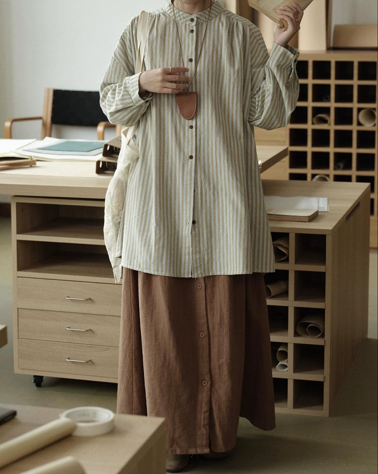 ノルヴァリーナロングバンドカラーストライプブラウス 10298