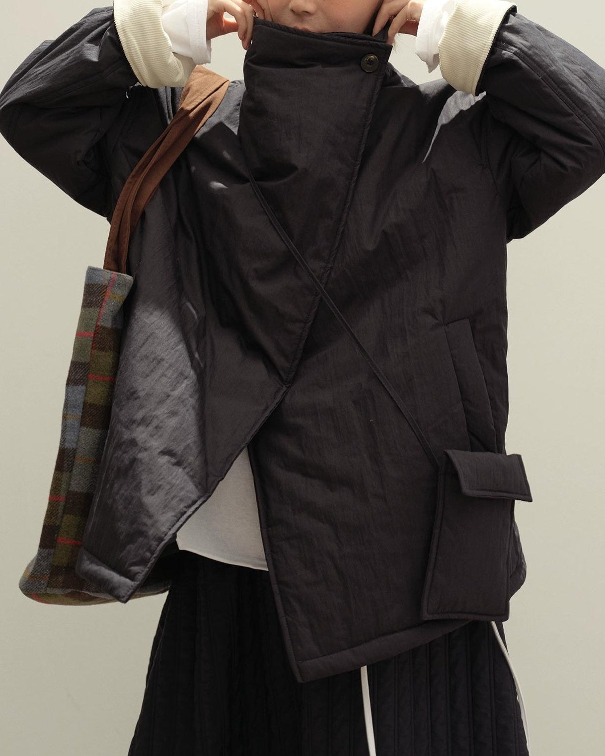 スタンドカラーミニマルノルディカ コート 10133