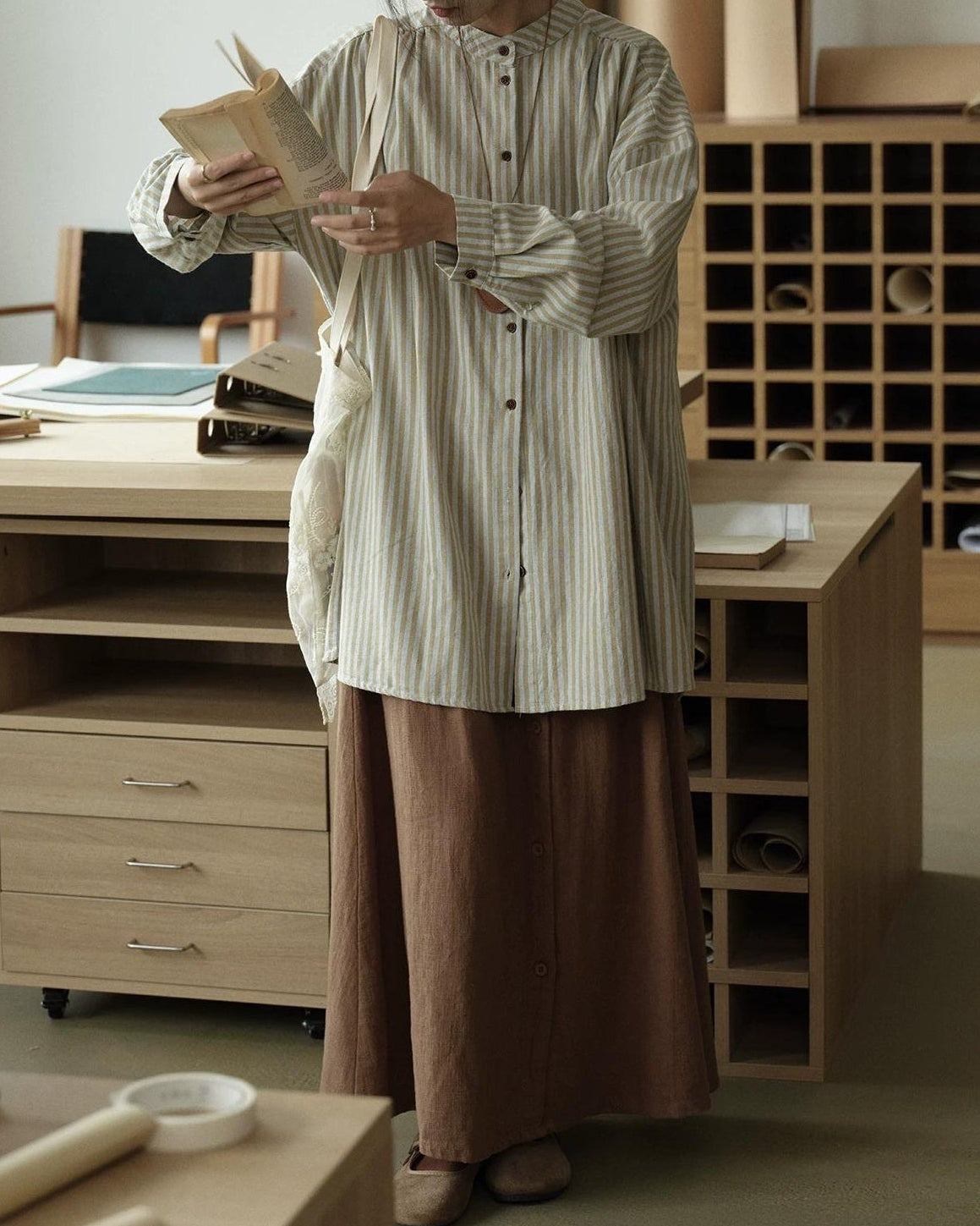 ノルヴァリーナロングバンドカラーストライプブラウス 10298