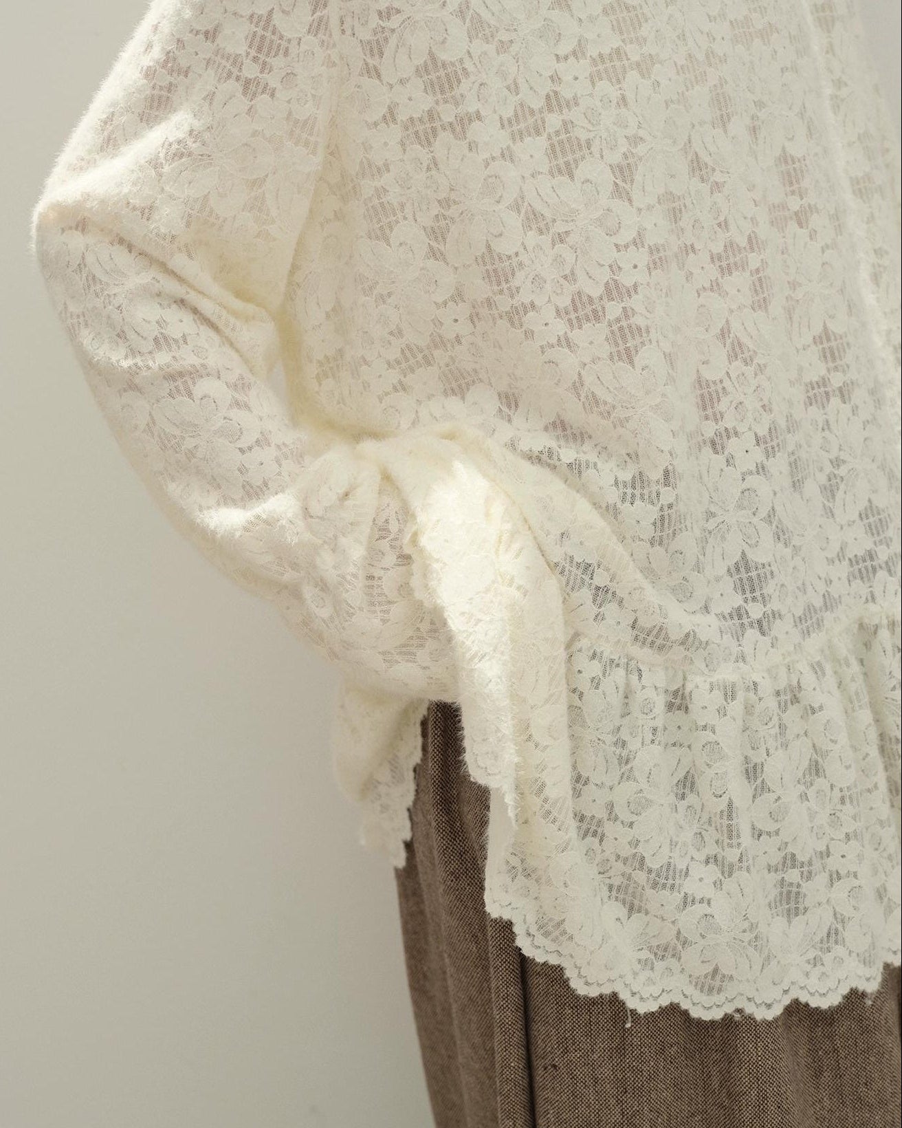 ロマンティックレースフレアプルオーバー 10125