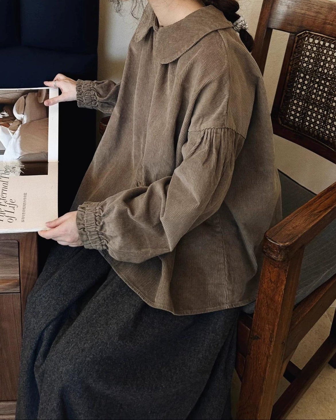 ラウンドカラーフレアブラウス 10071