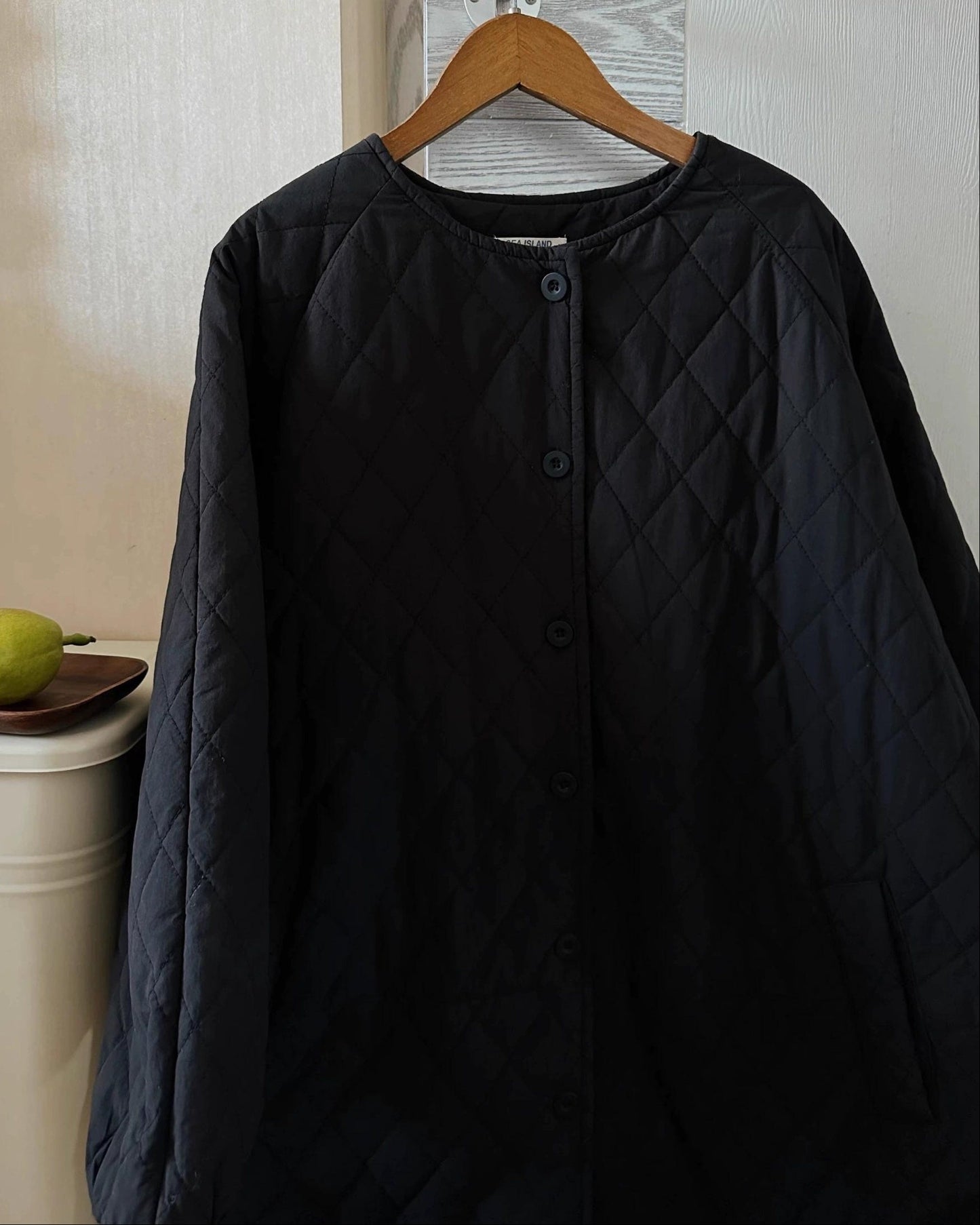 ノーカラーレトロダイヤモンドキルティングロングコート 10006