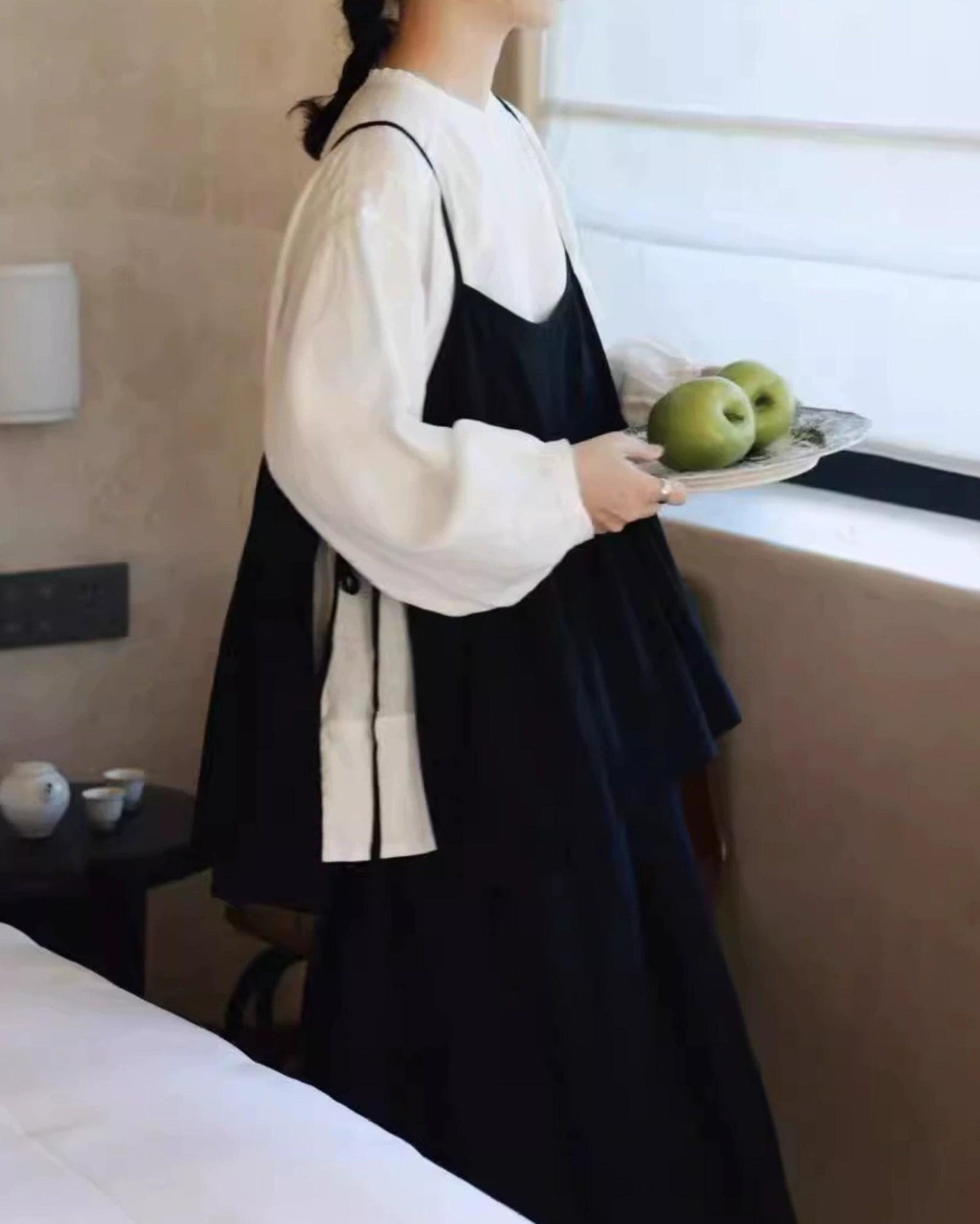 ミニスリットフレアブラウス 10019