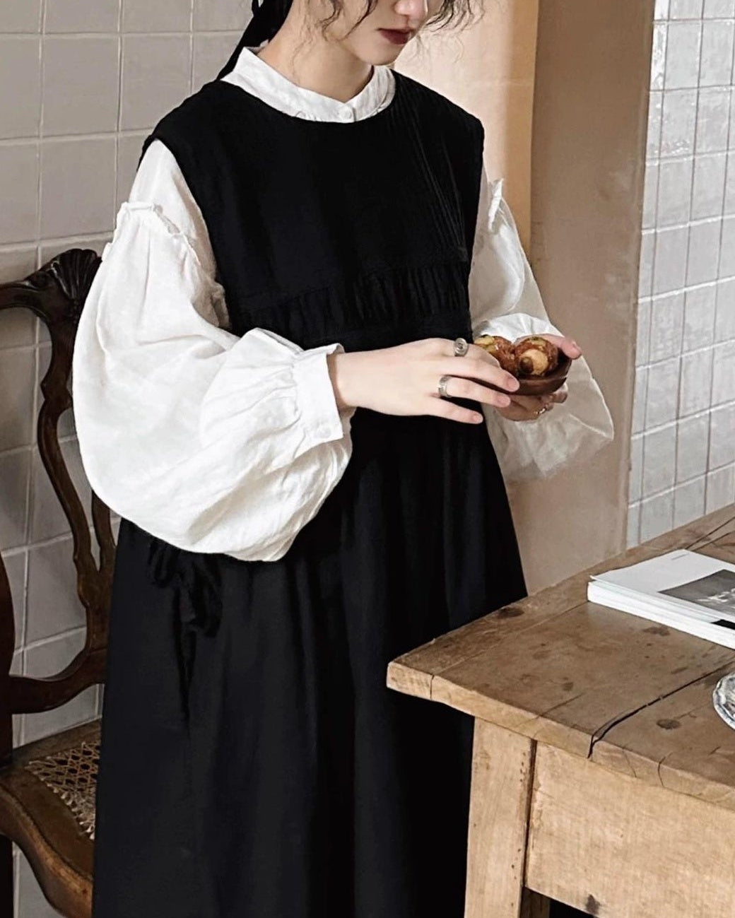 バンドカラーパフスリーブフリルブラウス 10004