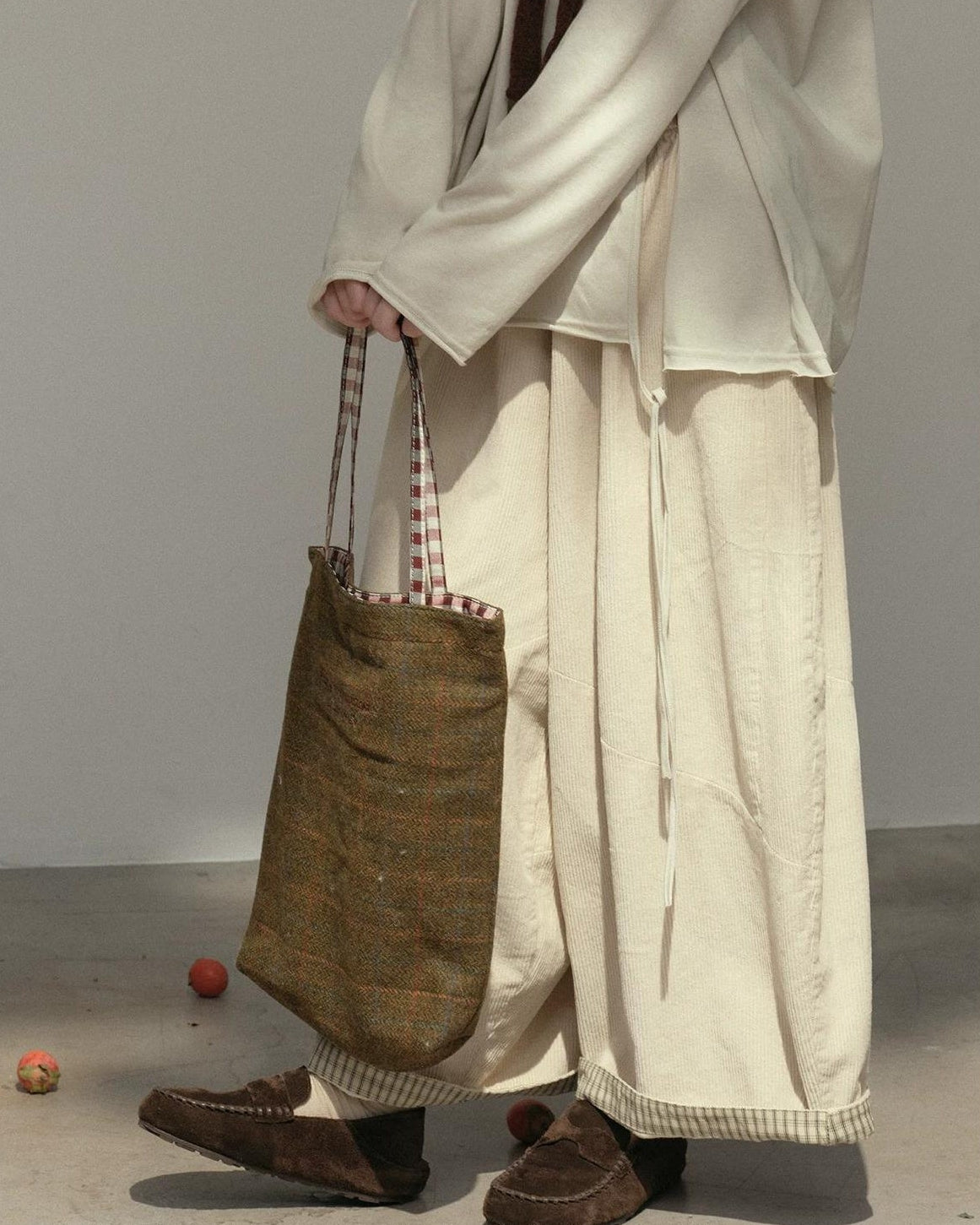 コーデュロイランタンシルエットカジュアルパンツ 10169