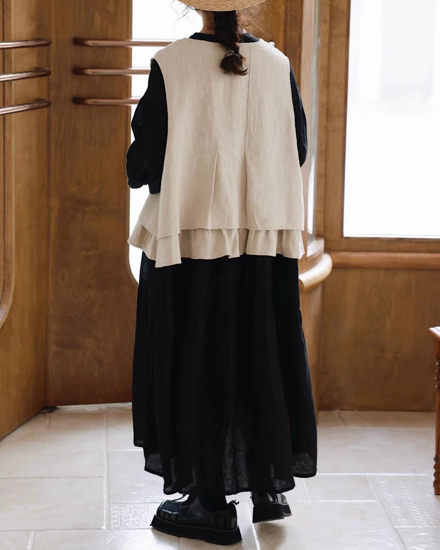 ラウンドネックフリルベスト 10082