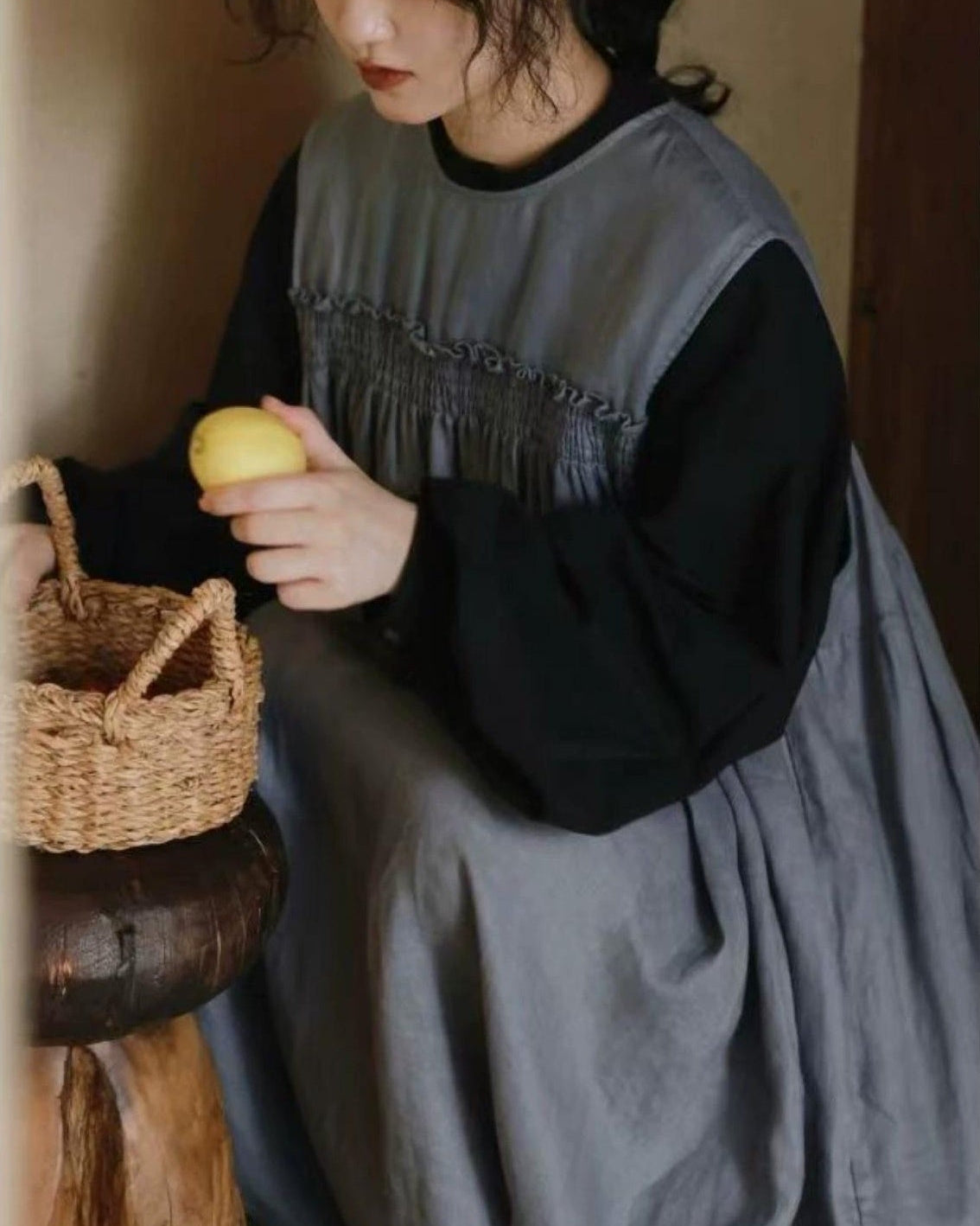 バンドカラーバックボタンブラウス 10011