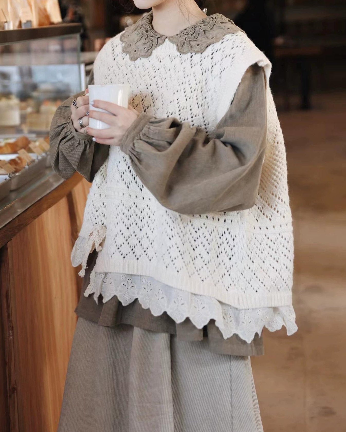 ナチュラルニュアンス レースカラーブラウス 10106