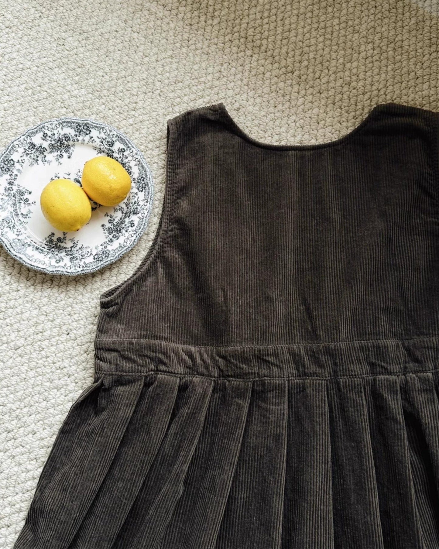 ハイウエストレトロベストワンピース 10036