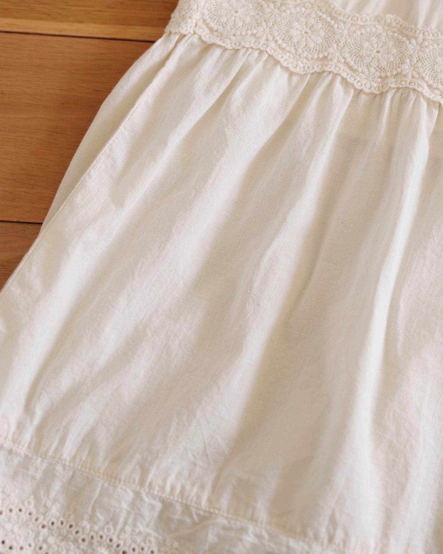 ミルキーレースレトロスカート 10116