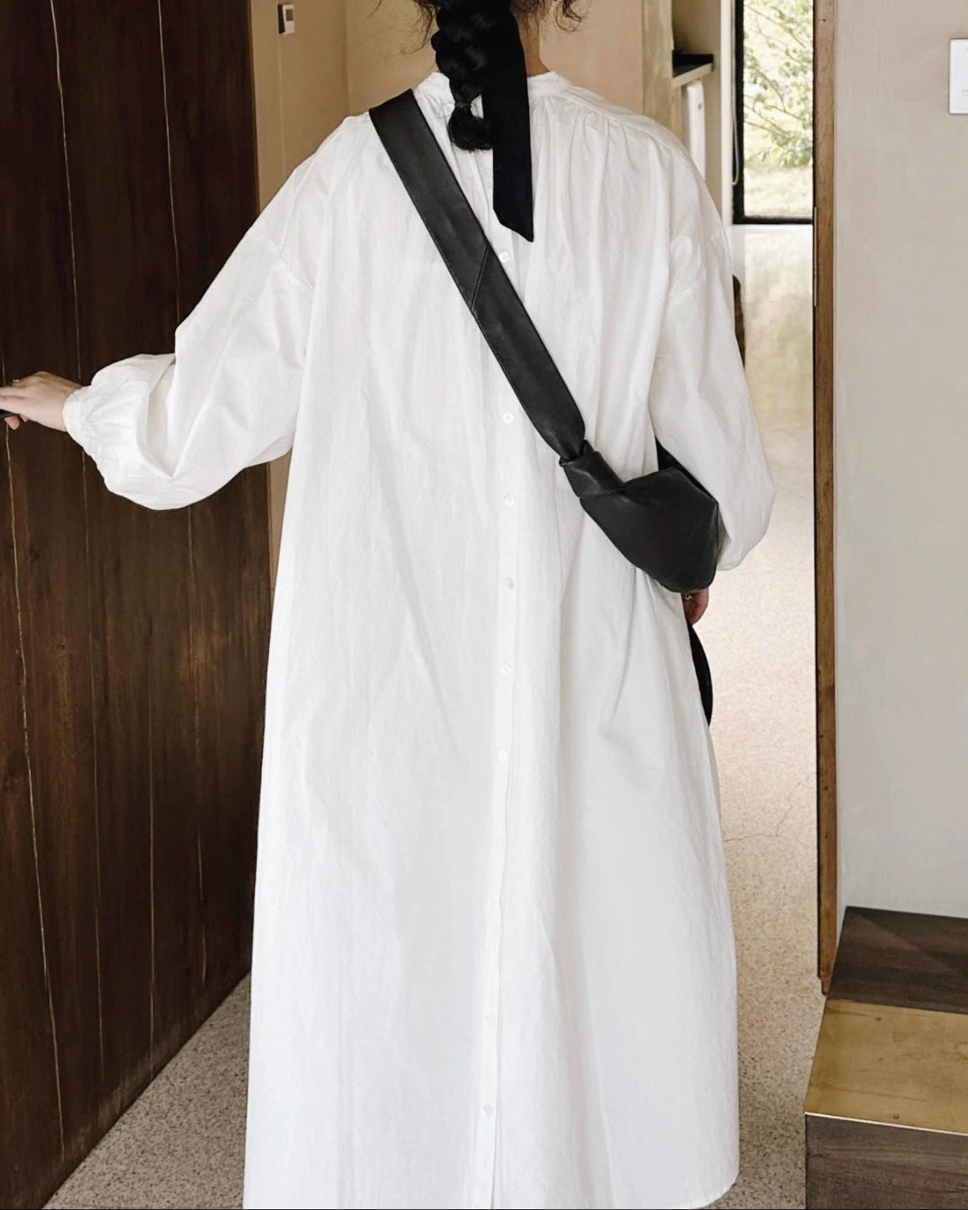 バックボタンレースワンピース 10022